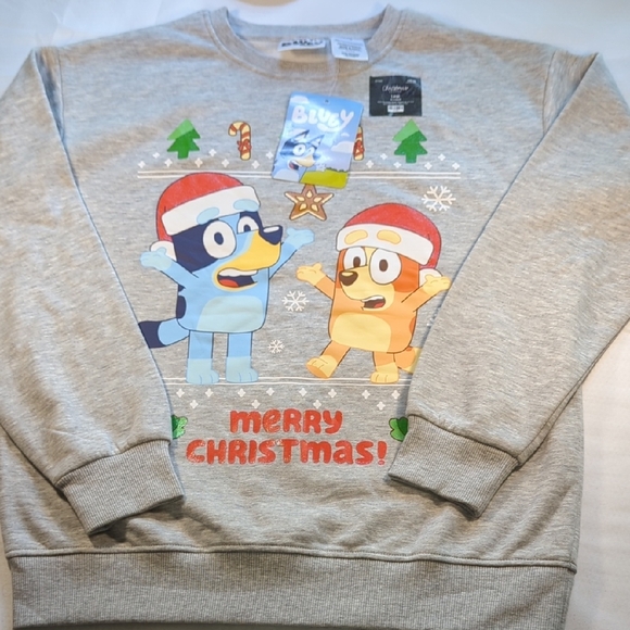 BLUEY Gray Merry Christmas Crewneck Sweat SHIRT...... AMAZING!!! - Picture 1 of 11